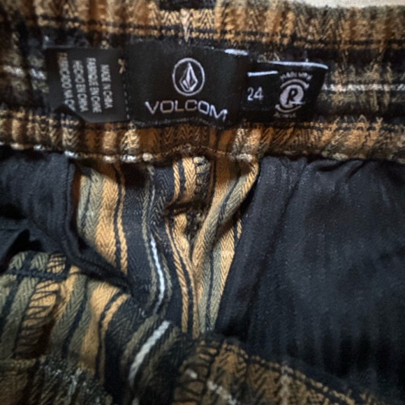 Volcom Checkered Skate Trousers - Picture 10 of 11